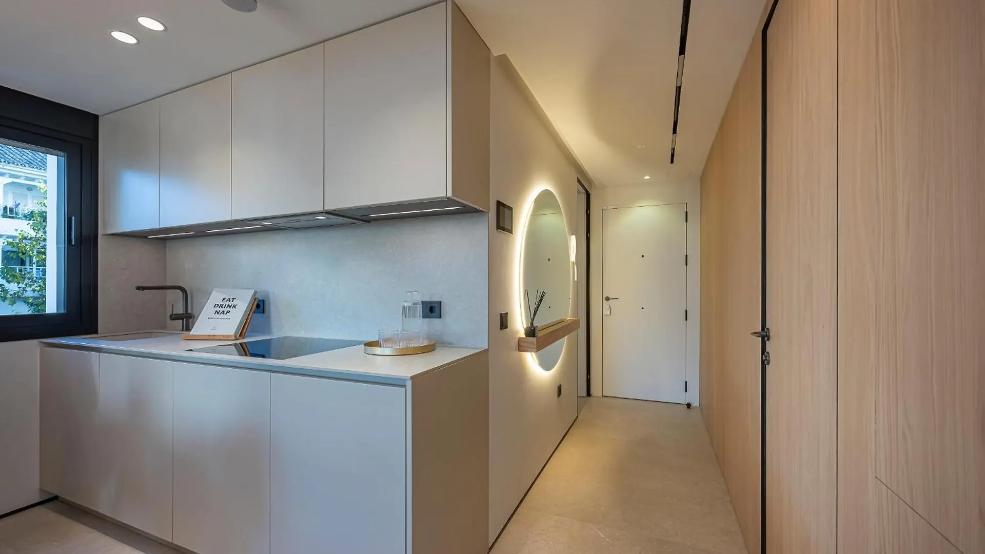The Clover Boutique Suite Banus Marbellac 0*,