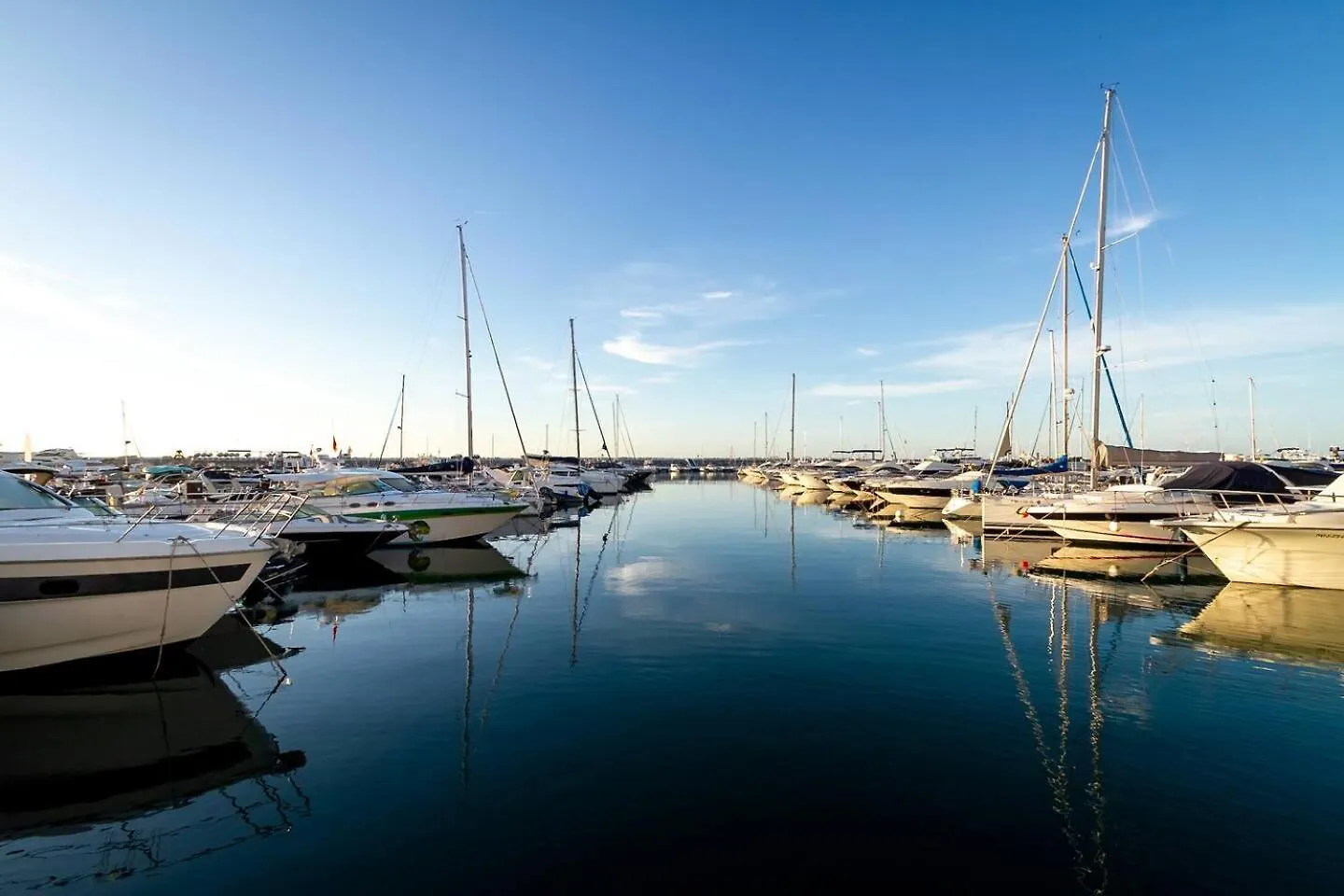 The Clover Boutique Suite Banus Marbella